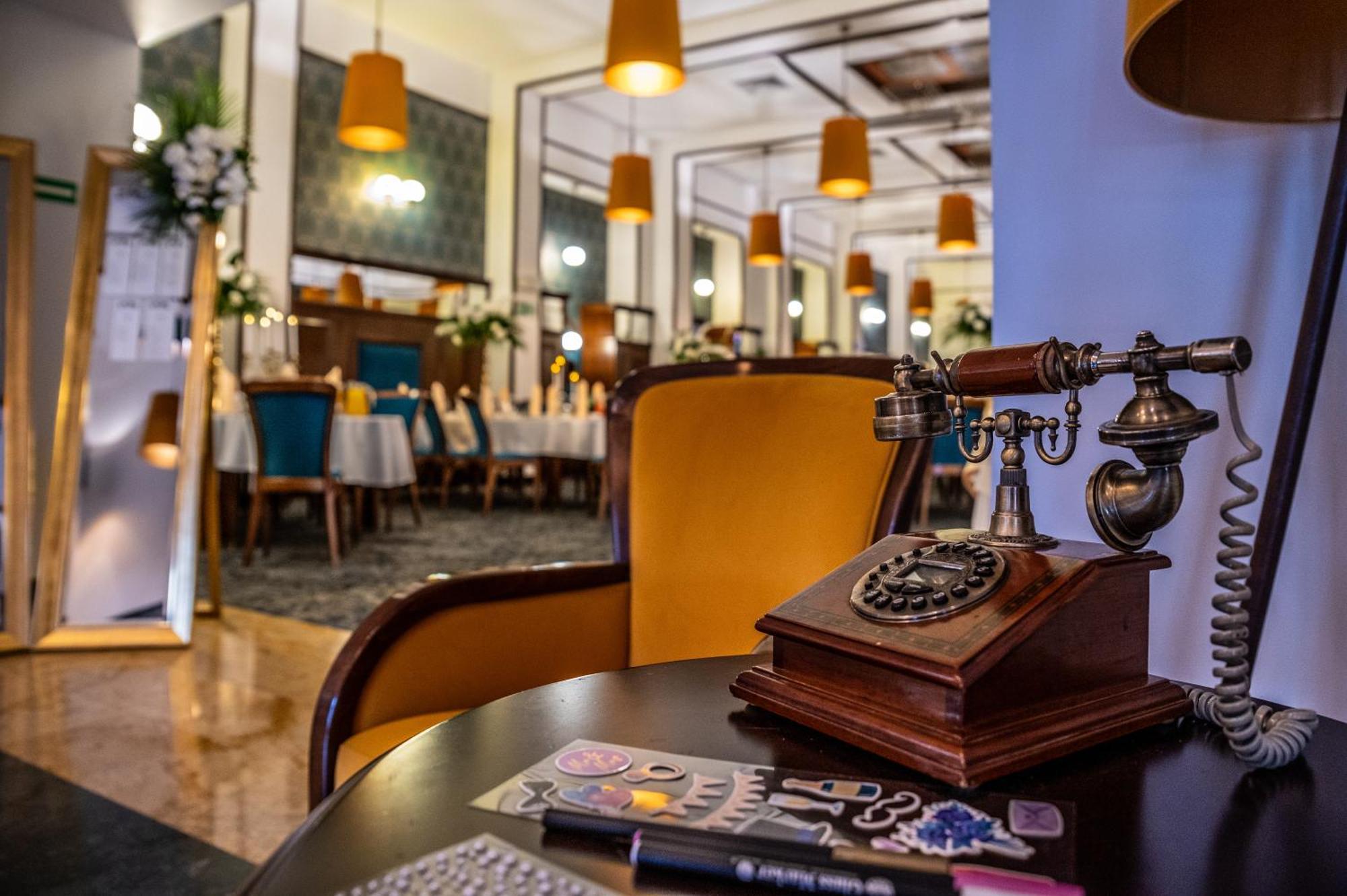 Hotel Sonex Čenstochová Exteriér fotografie