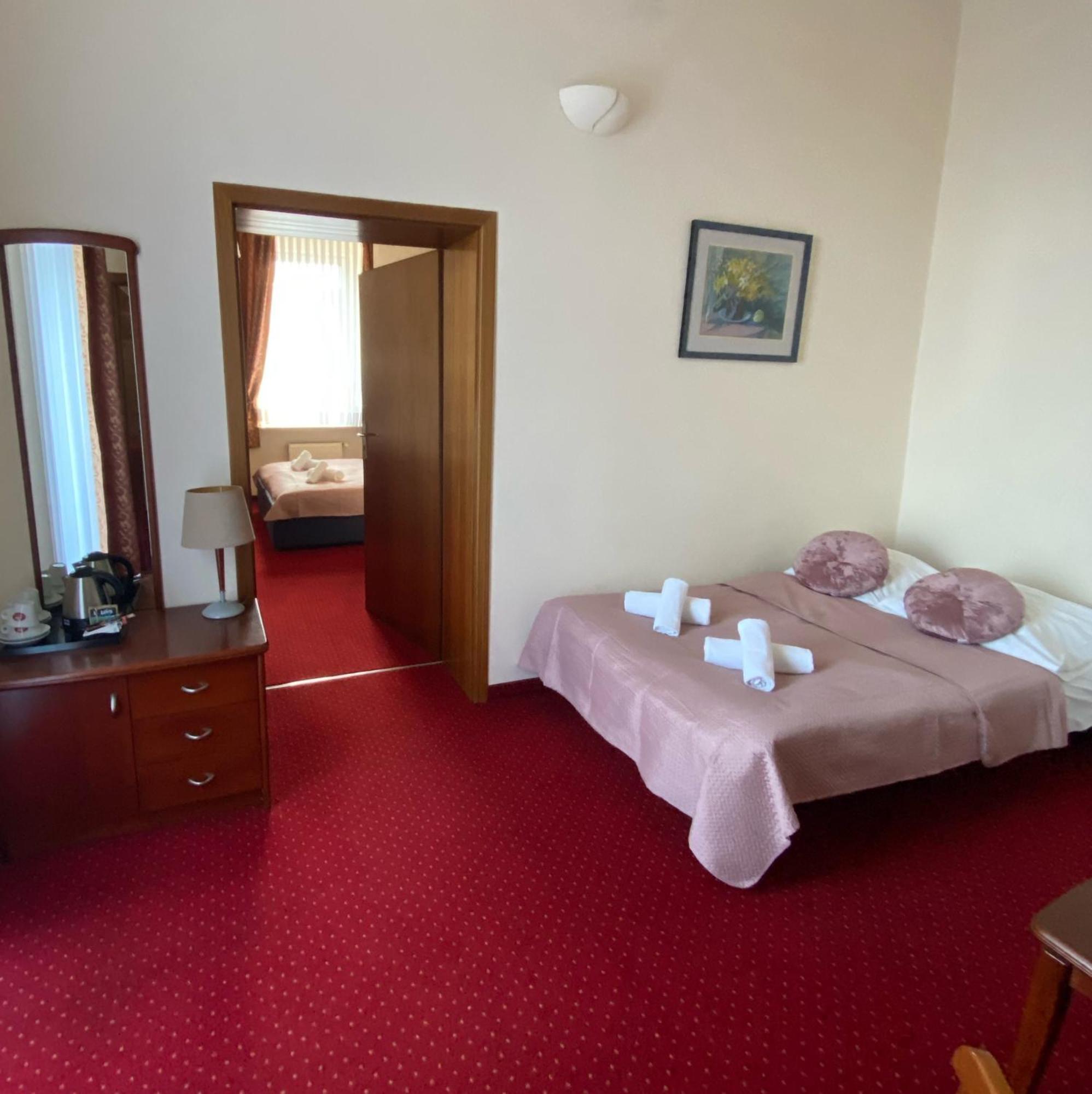 Hotel Sonex Čenstochová Exteriér fotografie