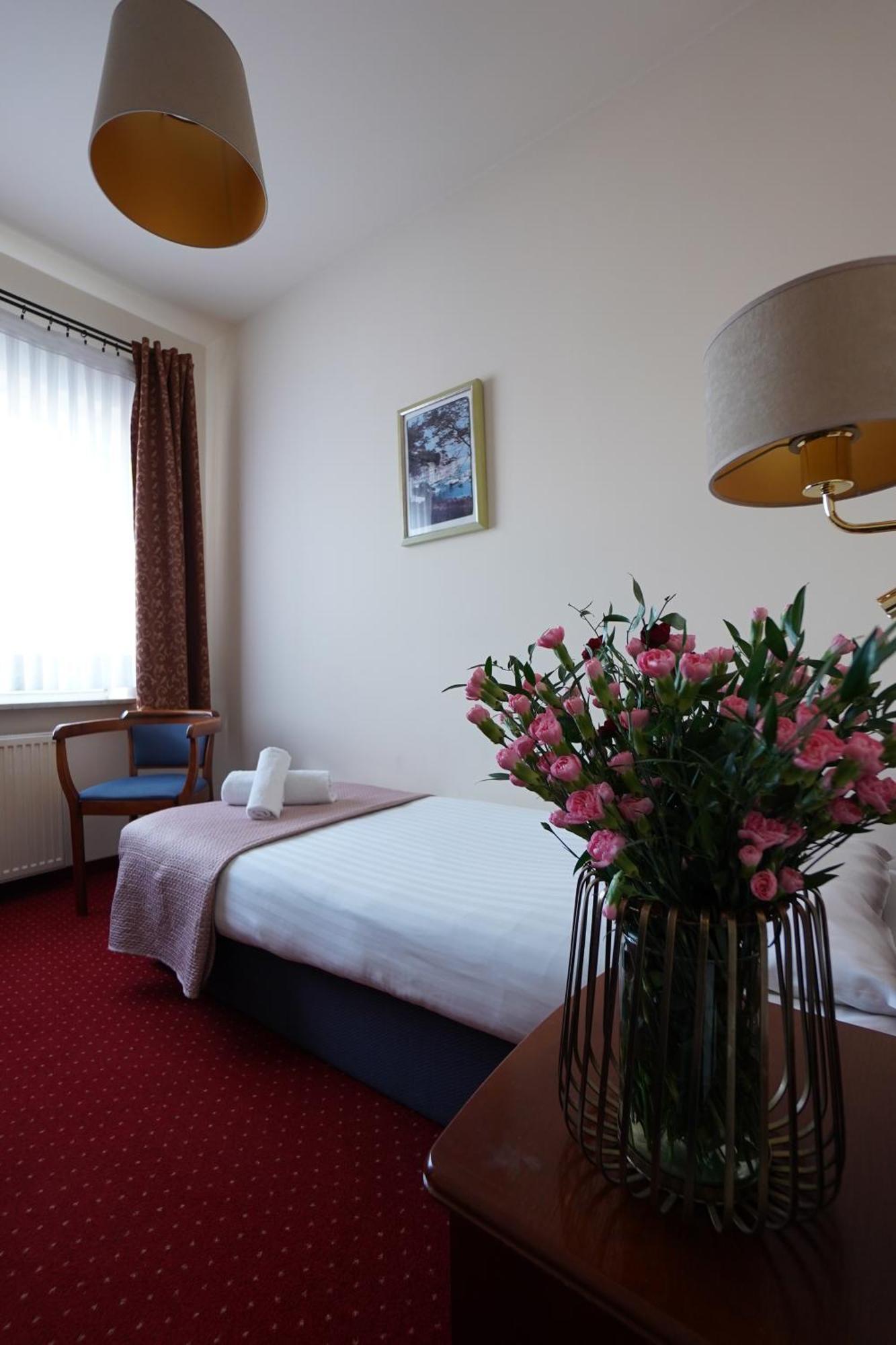 Hotel Sonex Čenstochová Exteriér fotografie