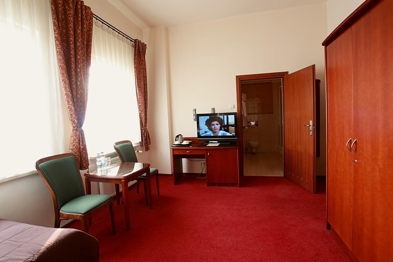 Hotel Sonex Čenstochová Exteriér fotografie